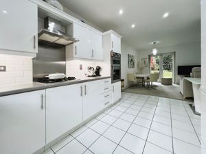 Kitchen- click for photo gallery